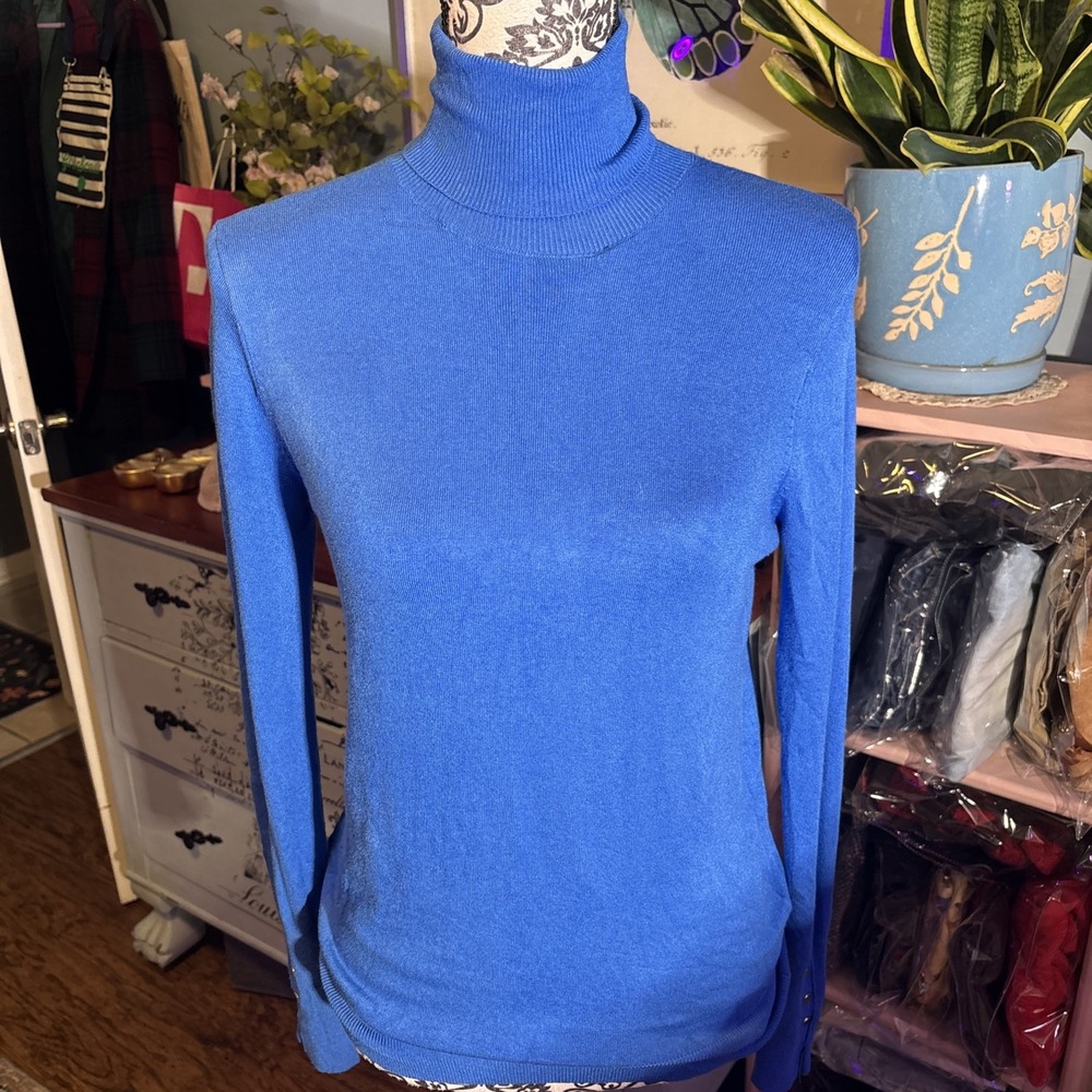 Zara Sweater Women Sz Small Light Blue Turtle Neck Metal Button Cuffs Ribbed Hem